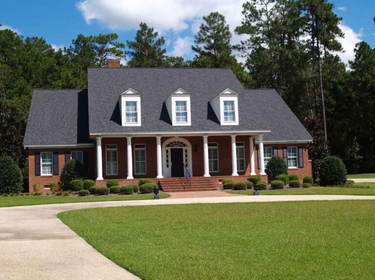 trusted roofing expert in Green Tree PA
