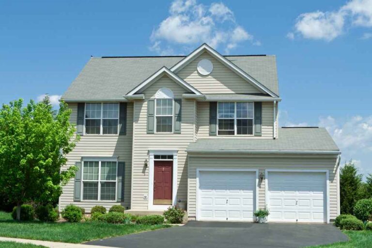 trusted residential roofing expert in Imperial PA
